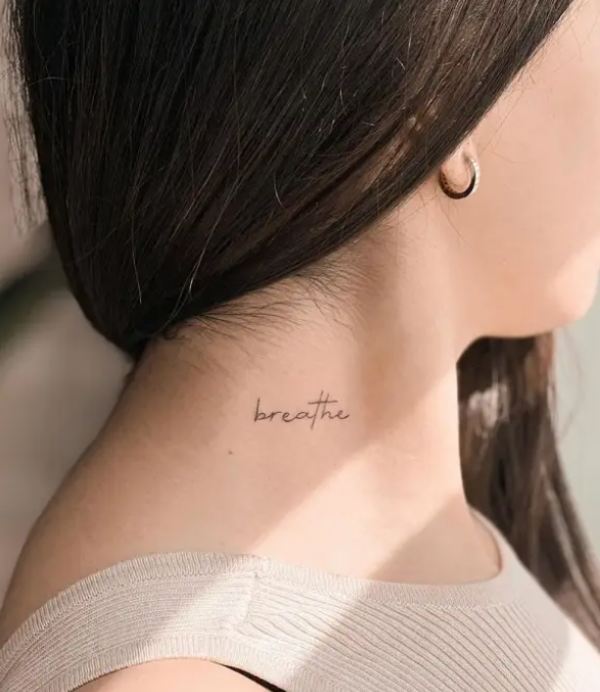 Tato kata "courage" atau "keberanian"